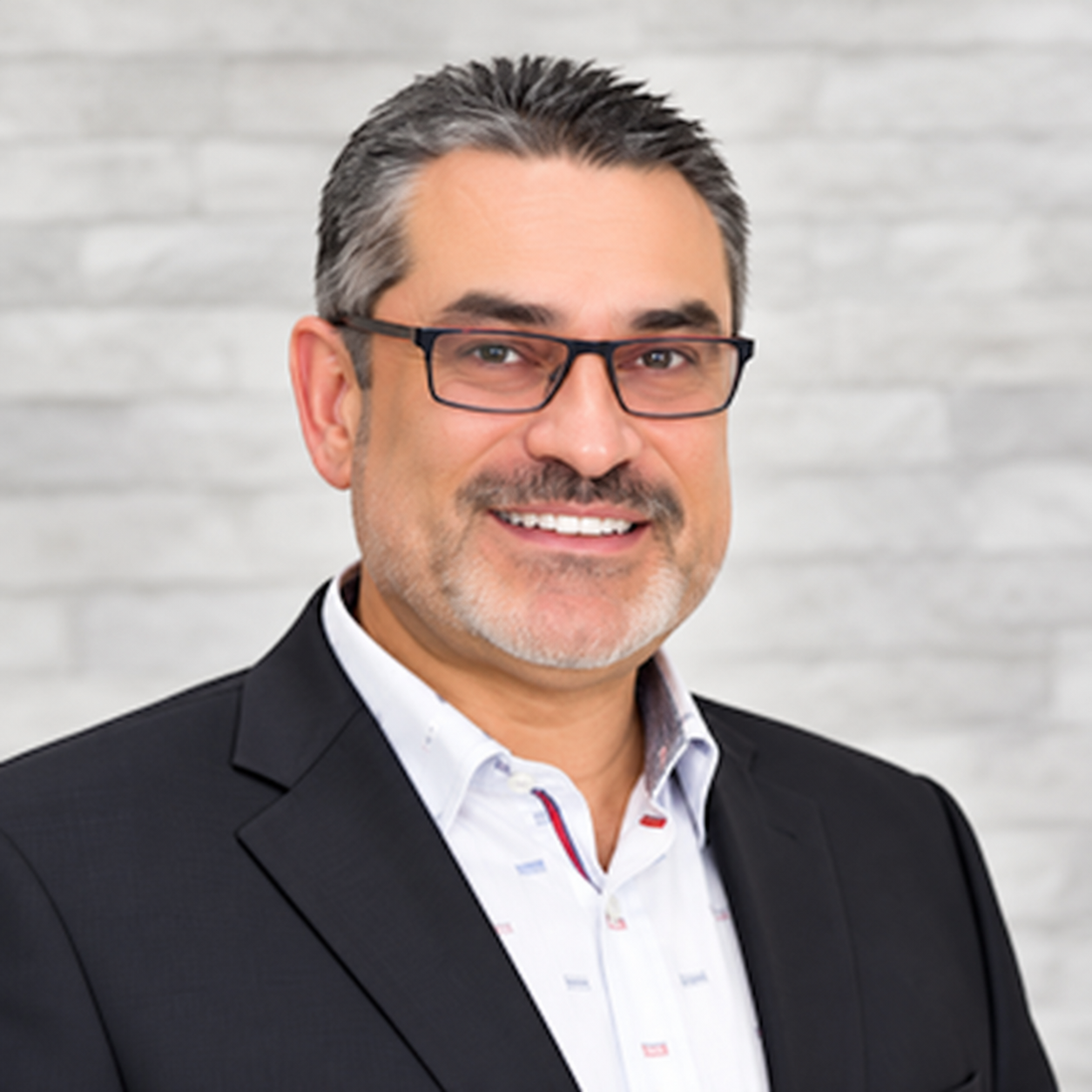Arthur Cervantes, Broker and Owner of Arthur Cervantes Properties, Inc.